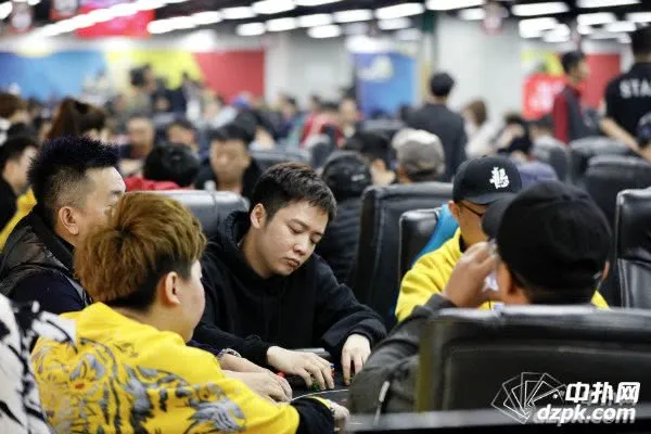 德学院-最专业的华人德州扑克学习与策略分享社区