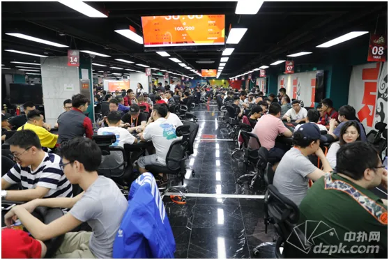德学院-最专业的华人德州扑克学习与策略分享社区