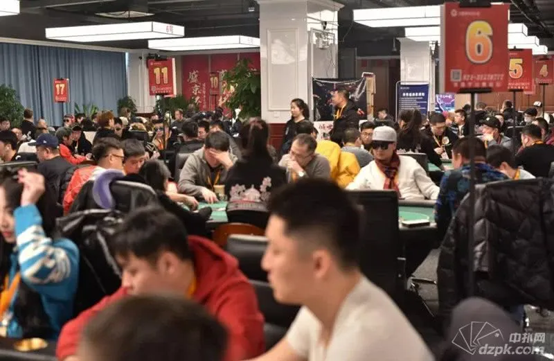 德学院-最专业的华人德州扑克学习与策略分享社区